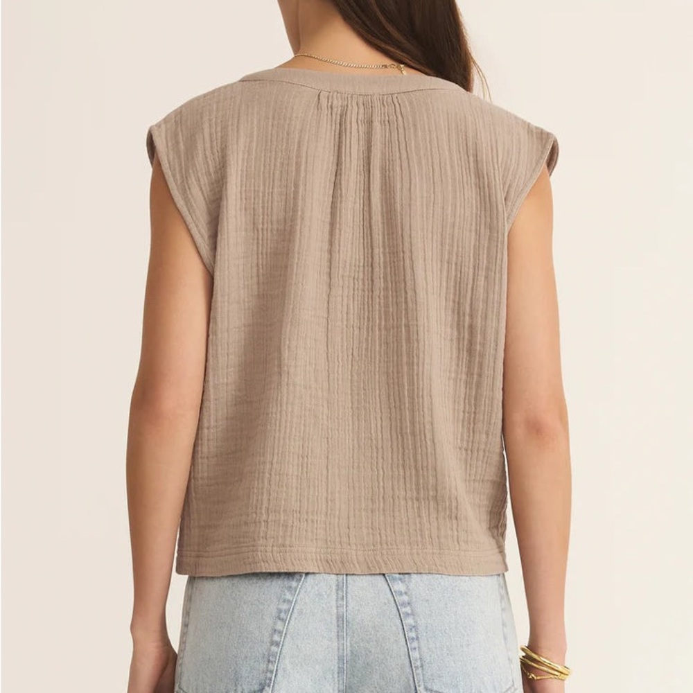 DKNY Beige Textured Sleeveless Top - Picture 3 of 3